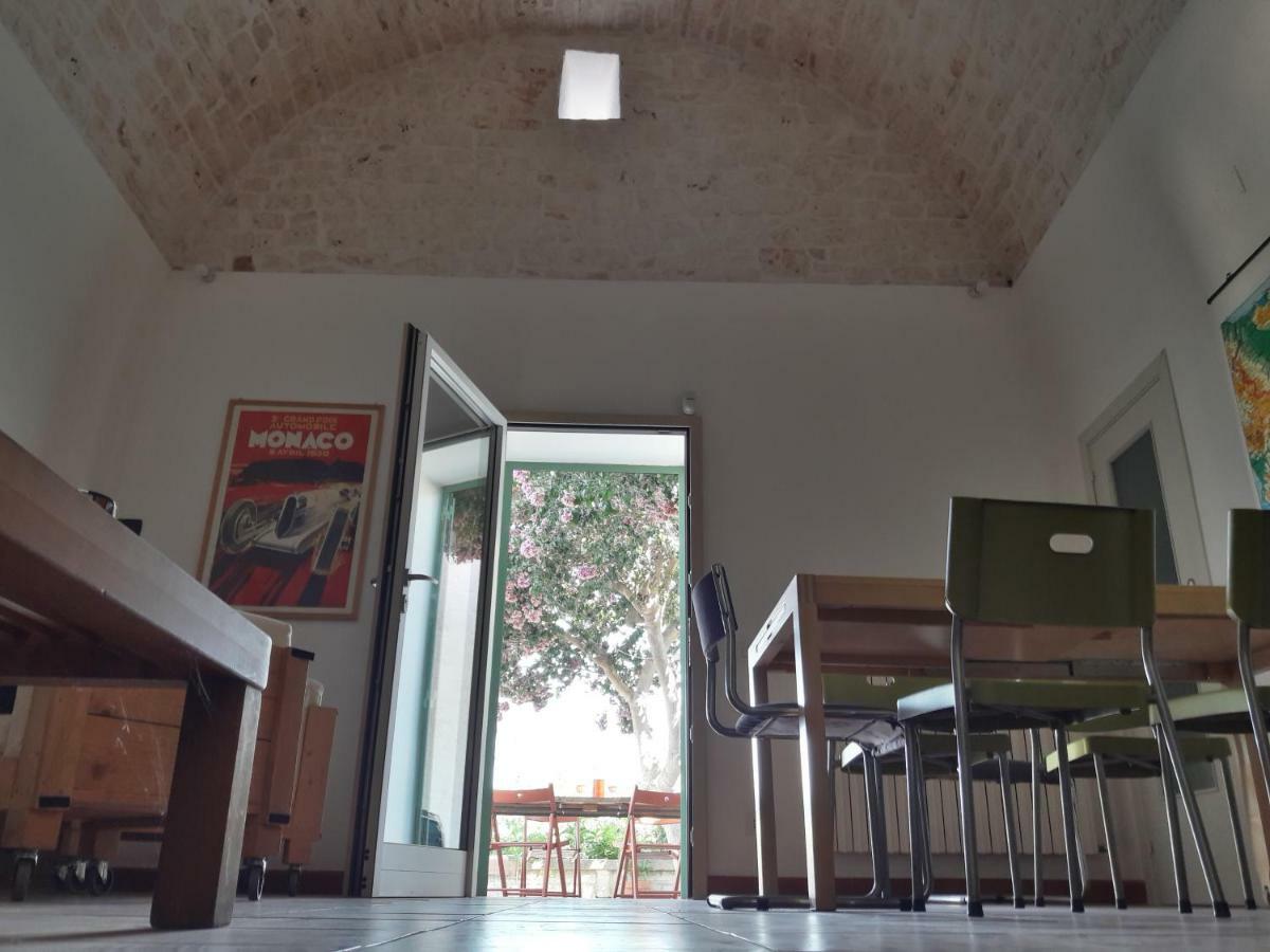 Fra Il Glicine E Il Sambuco Villa Monopoli Bagian luar foto